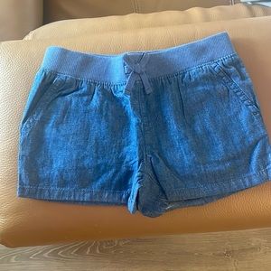 The Children’s Place girls size 5 shorts
